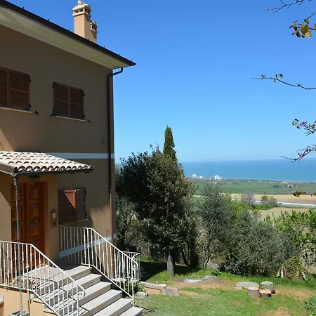 Nonna Bon Bon 3* セニガッリア